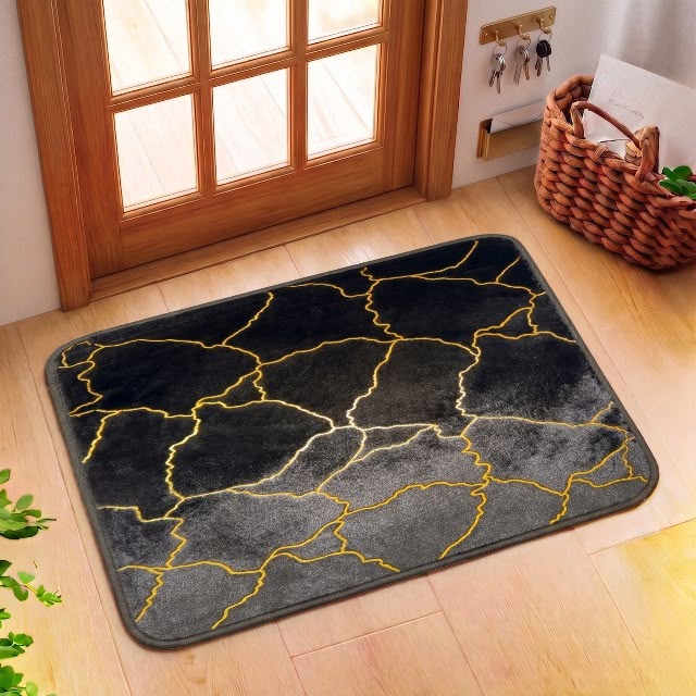 Luxurious Comfort Gold Stripe Faux Rabbit Fur Mat (Medium)